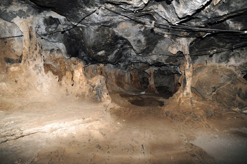 La grotte de Milatos près d'Agios Nikolaos en Crète