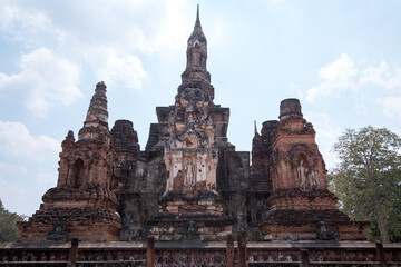 Fototapeta premium Lutus bud shape on stupa at Wat Mahathat Sukhothai temple, Sukhothai old city. Tourist destination in Thailand