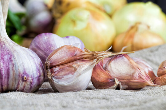 ripe red garlic cloves