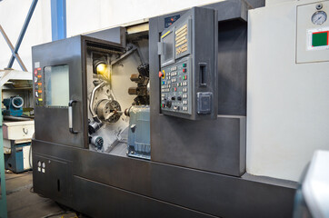 Maquina industrial torno