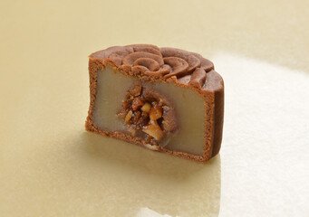 mixed nuts healthy no oil baked lotus paste mooncake in brown chocolate rose flower shape lantern festival halal product menu