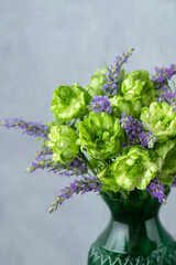 スプレーバラとラベンダー