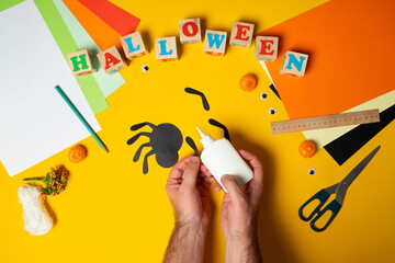 Step 3. DIY Halloween paper spider. Halloween craft step by step instructions.