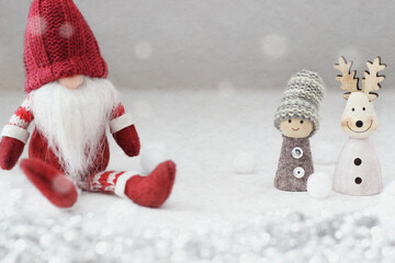 雪が降るクリスマスにサンタクロースがやってきた