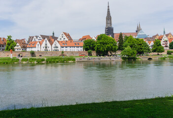 Stadtbild Ulm mit Donau