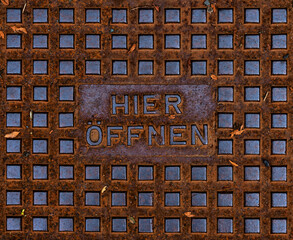 Hier öffnen