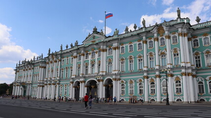Fototapeta na wymiar vintage palace building in Russia