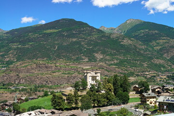 Fototapeta na wymiar Summer view of the medioeval castle, Aymavilles Aosta Valley Italy
