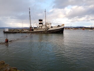 Fototapeta premium boats in the harbor