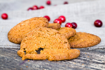 round oatmeal cookies