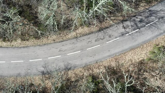 carretera vista a&eacute;rea video 4k bruto