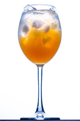 Sume cocktail with ice