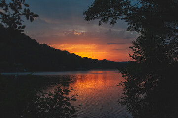 Naklejka na ściany i meble sunset over the lake