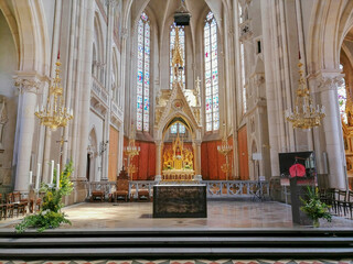 Fototapeta na wymiar Beautiful interior of Church of the Sacred Heart of Jesus (Herz Jesu Kirche), designed in the Neogothic style and the largest church in Graz, Styria region, Austria