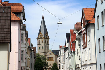 Fototapeta na wymiar Historische Fassaden im Altbauviertel im Bielefelder Westen, Bielefeld, NRW, Deutschland