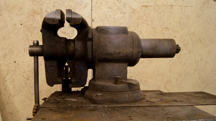 Old Bench Vise