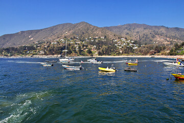 Obraz premium Boats in Zapallar village, Chile