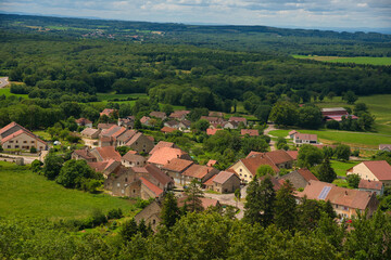 Obraz premium Landschaft im französischen Jura nahe Mirebel