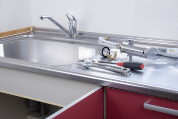 シンクの水栓の交換工事