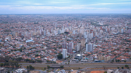 Fototapeta na wymiar Foto do centro de São José do Rio Preto, São Paulo, Brasil.