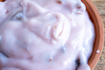 Blueberry flavoured yogurt, macro
