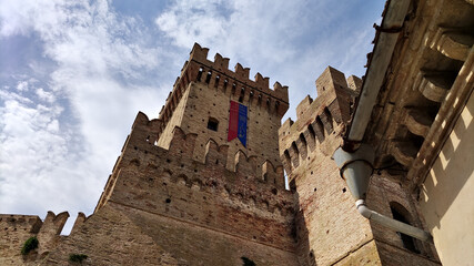 Antica rocca medievale a Offagna nelle Marche