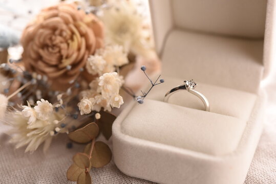 ブーケとダイヤモンドリング