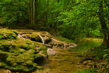 Obraz premium Cascades des Tufs in Les Planches sous Arbois in Frankreich