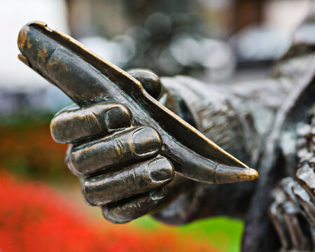 Al cuchillero de Albacete 