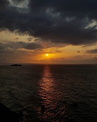 Fototapeta premium sunset over the sea