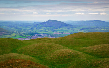 Naklejka premium Skirrid mountain in Abergavenny