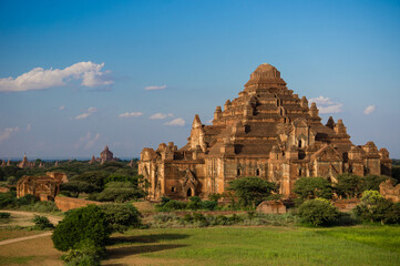 Fototapeta na wymiar Bagan temple