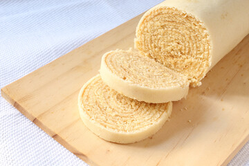 Traditional sliced ​​dulce de leche roll cake