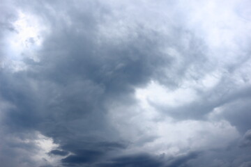 梅雨の季節の雨雲