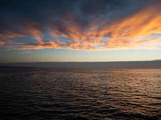Fototapeta premium South Australia Stunning clouds sunset at the sea.