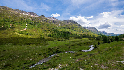 Landschaft im Hochgebirgstal Defereggental, Osttirol, Österreich, kurz vor der italienischen Grenze
