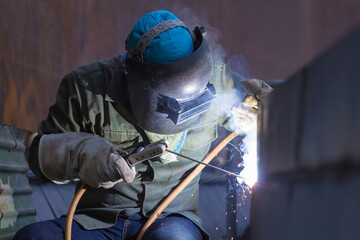 Repair  tank  oil welding