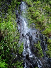 名も無い小さな滝