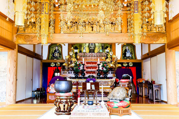 宝持寺、鴻巣市、寺社仏閣、祈願、祈祷、境内、本堂、埼玉県、墓地、墓、羅漢、18羅漢石仏像