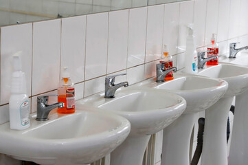 hospital food kitchen utensils dishes