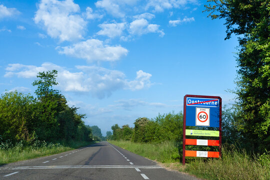 Road at Oostvoorne