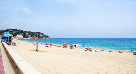 Pueblo y playa de Lloret de Mar, Girona, Catalunya, España, Europa