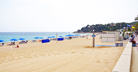 Pueblo y playa de Lloret de Mar, Girona, Catalunya, España, Europa