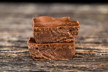 real chocolate from cocoa