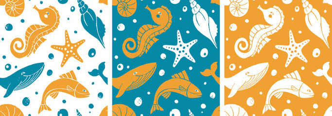 Naklejka premium Cute seamless pattern in three color options. Hand drawn textured seahorse, fish, whale, starfish and shell. Vector flat underwater world illustration