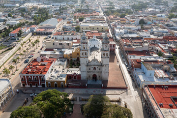 Fototapeta na wymiar San Francisco de Campeche Cathedral