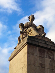 Fototapeta na wymiar Beautiful historic statue in Paris