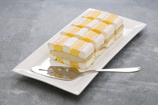 Kardinalschnitte Images – Browse 16 Stock Photos, Vectors, and Video ...