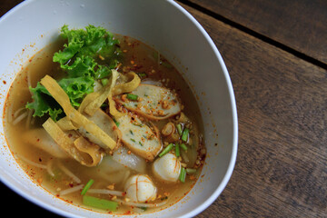 thai noodle soup with pork