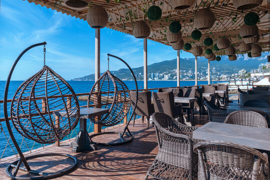 Seaside restaurant deals